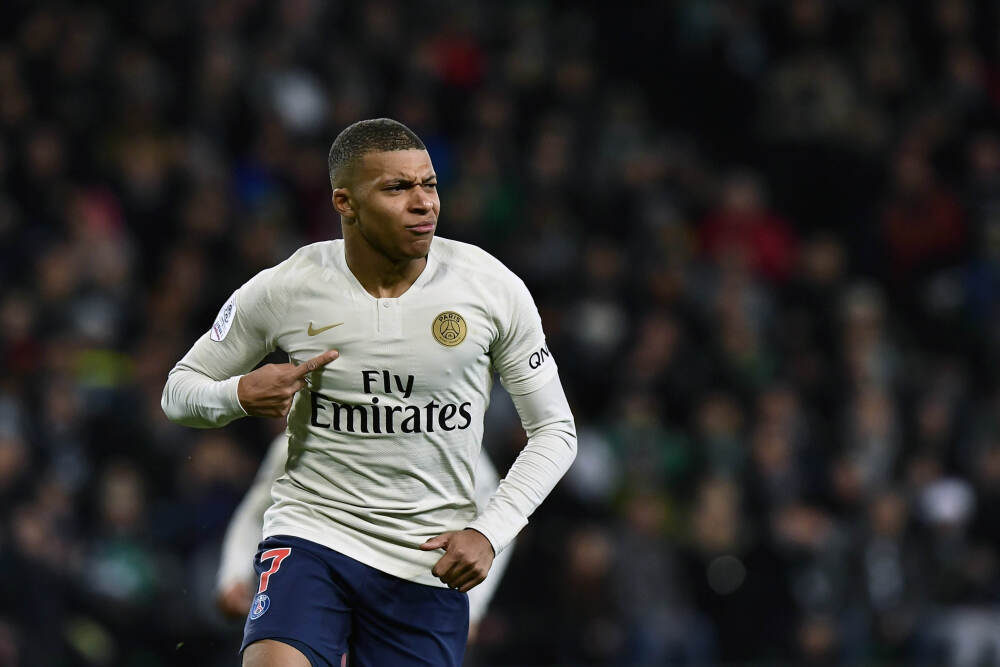 北青：U22国足将从27人中刷掉4人，依木兰落选可能性比较大